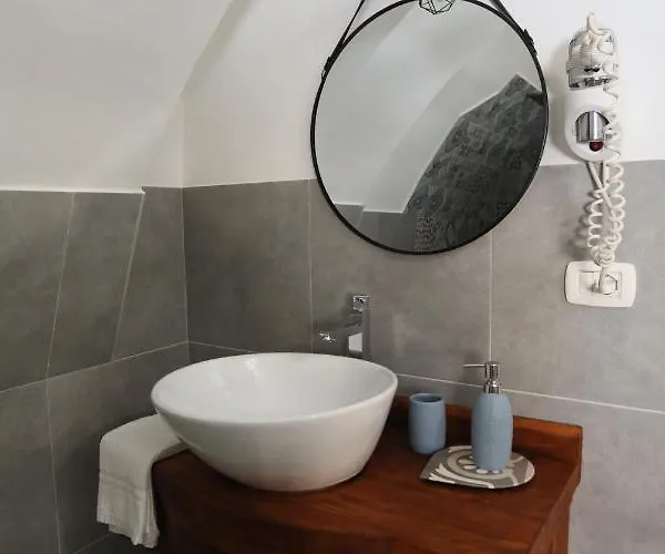 Due Passi Dal Borgo Antico 3 Apartment