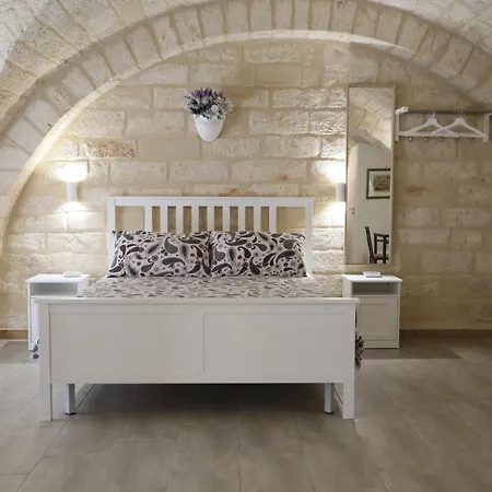 Due Passi Dal Borgo Antico 3 Apartman *